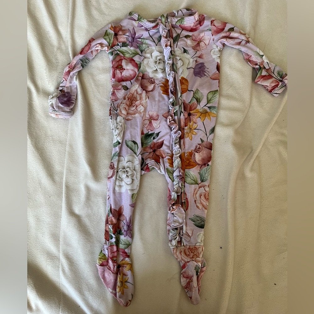 Posh Peanut Newborn Footie